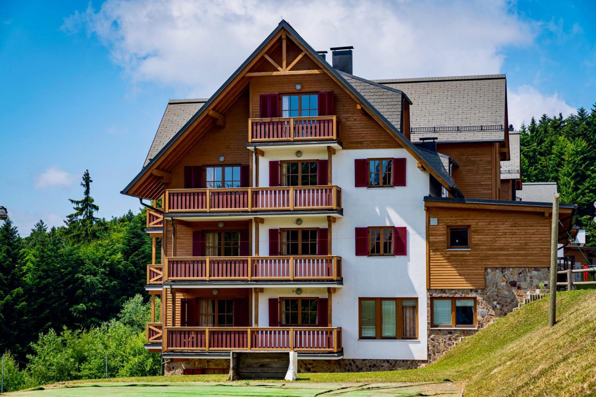 Pohorje Village Wellbeing Resort - Forest Apartments Videc Хочко Погорье Экстерьер фото